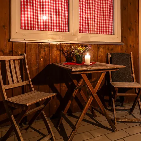 Bergfried - Designwohnung Mit Weitblick شقة *
